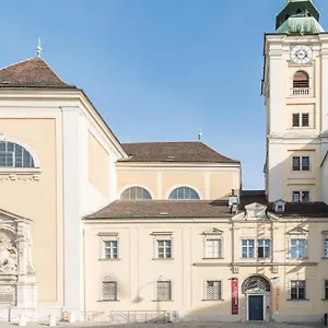 Benediktushaus Im Schottenstift Guest house