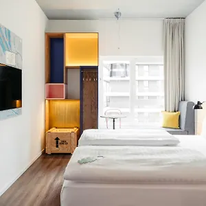 Otel Schani, Viyana